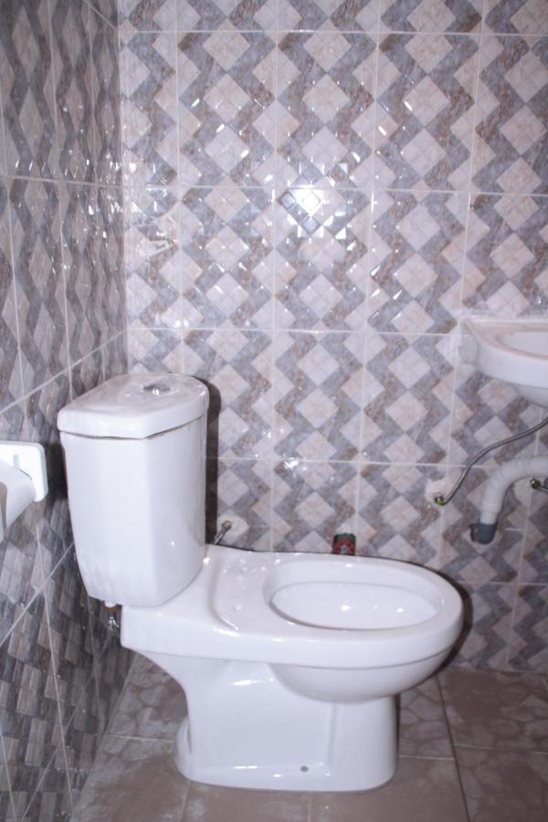Hotel-Le-Parisien Brazzaville Esterno foto