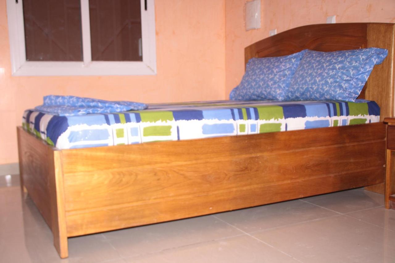 Hotel-Le-Parisien Brazzaville Esterno foto