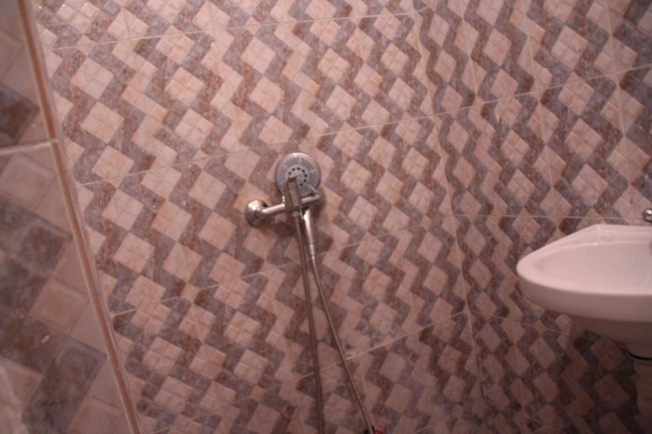 Hotel-Le-Parisien Brazzaville Esterno foto