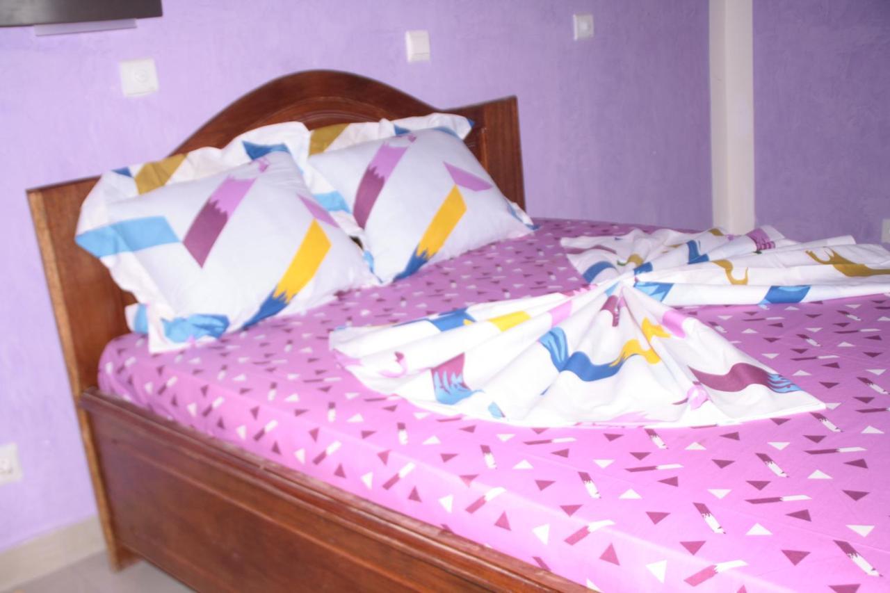 Hotel-Le-Parisien Brazzaville Esterno foto
