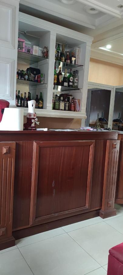 Hotel-Le-Parisien Brazzaville Esterno foto