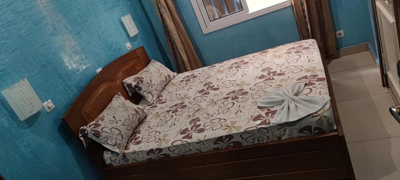 Hotel-Le-Parisien Brazzaville Esterno foto